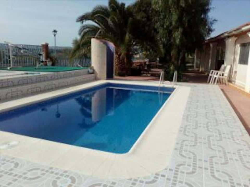 Recovery Mountain Homestay Alicante Exterior photo